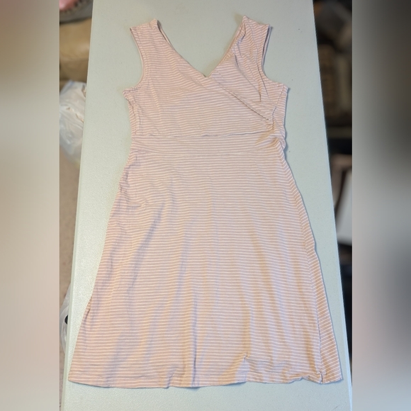 Patagonia Dresses & Skirts - Patagonia large pink striped dress